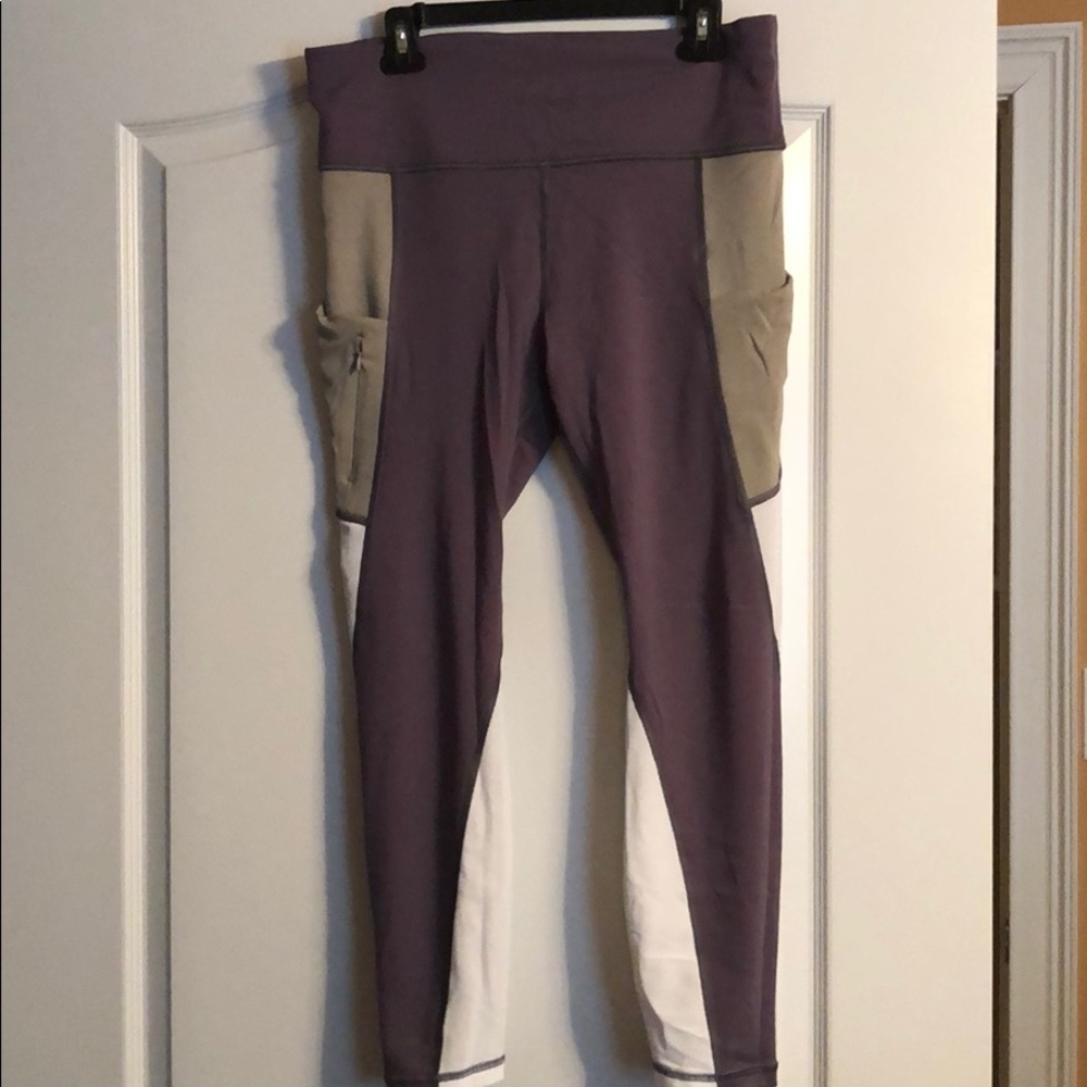 Colorblock grey and white Athleta leggings